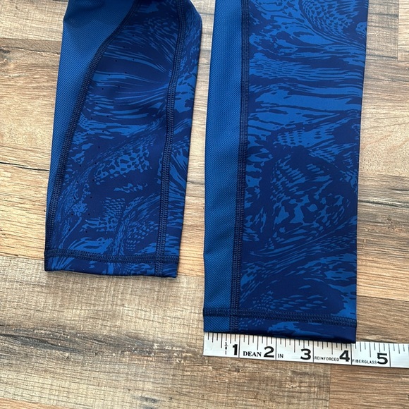 UNDER ARMOUR HIGH RISE LEGGINGS WOMEN BLUE COMPRESSION Sz XS NEW - Picture 4 of 11